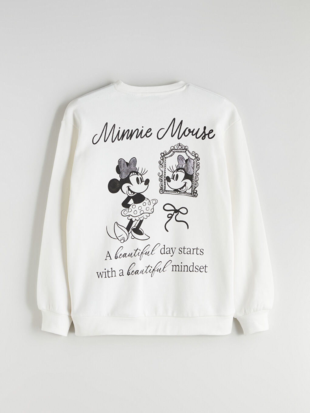 Minnie Mouse Printed Women's Thick Sweatshirt-7