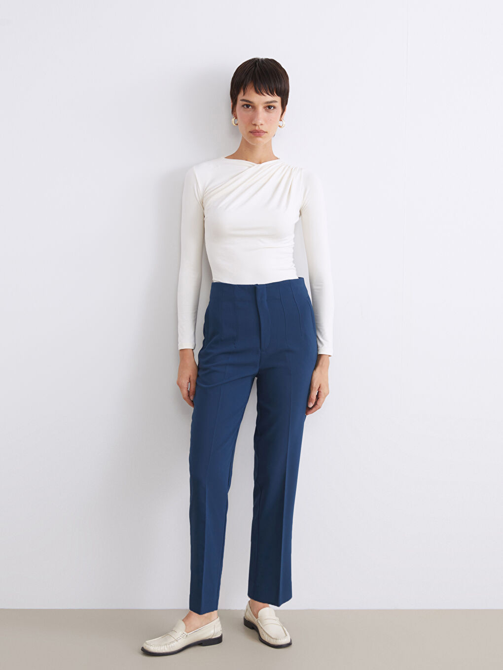 Carrot Fit Women's Trousers