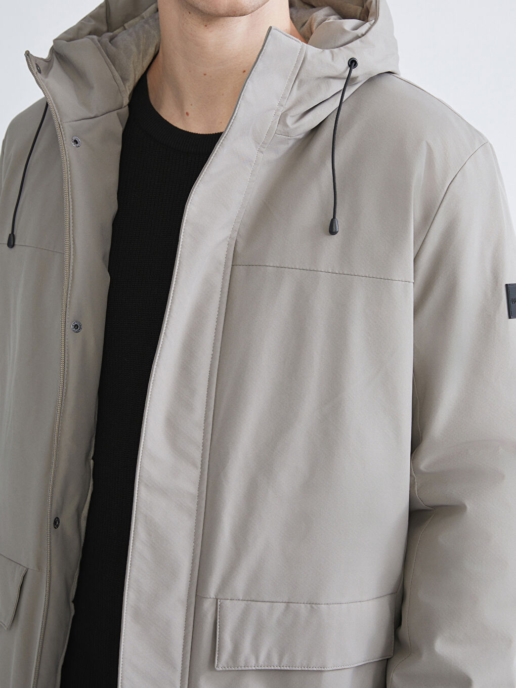 Мужская куртка стандартного кроя с капюшоном-2