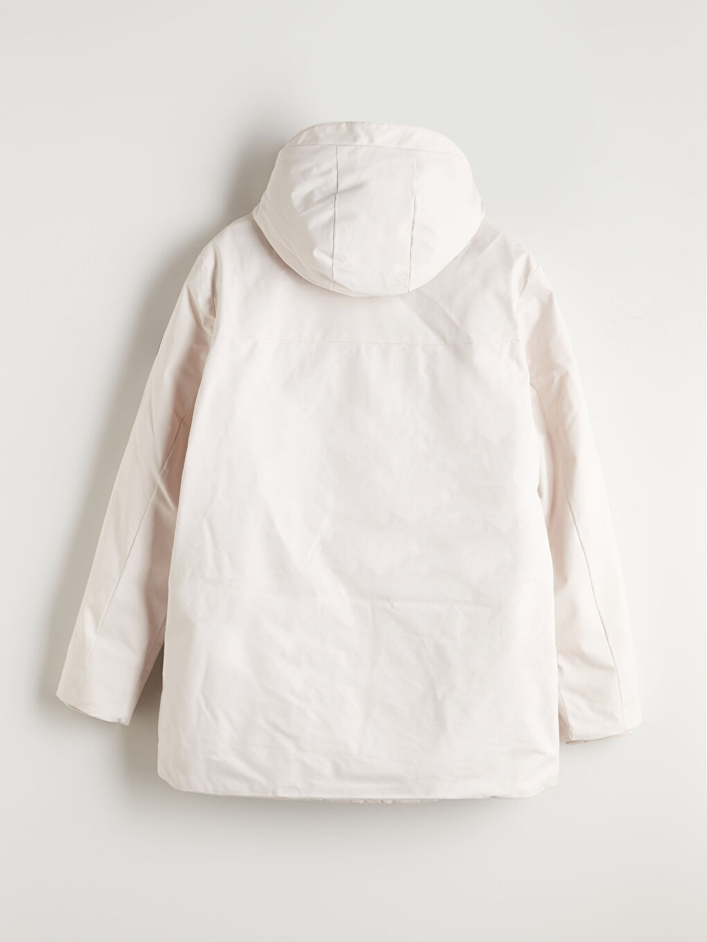 Мужская куртка стандартного кроя с капюшоном-6