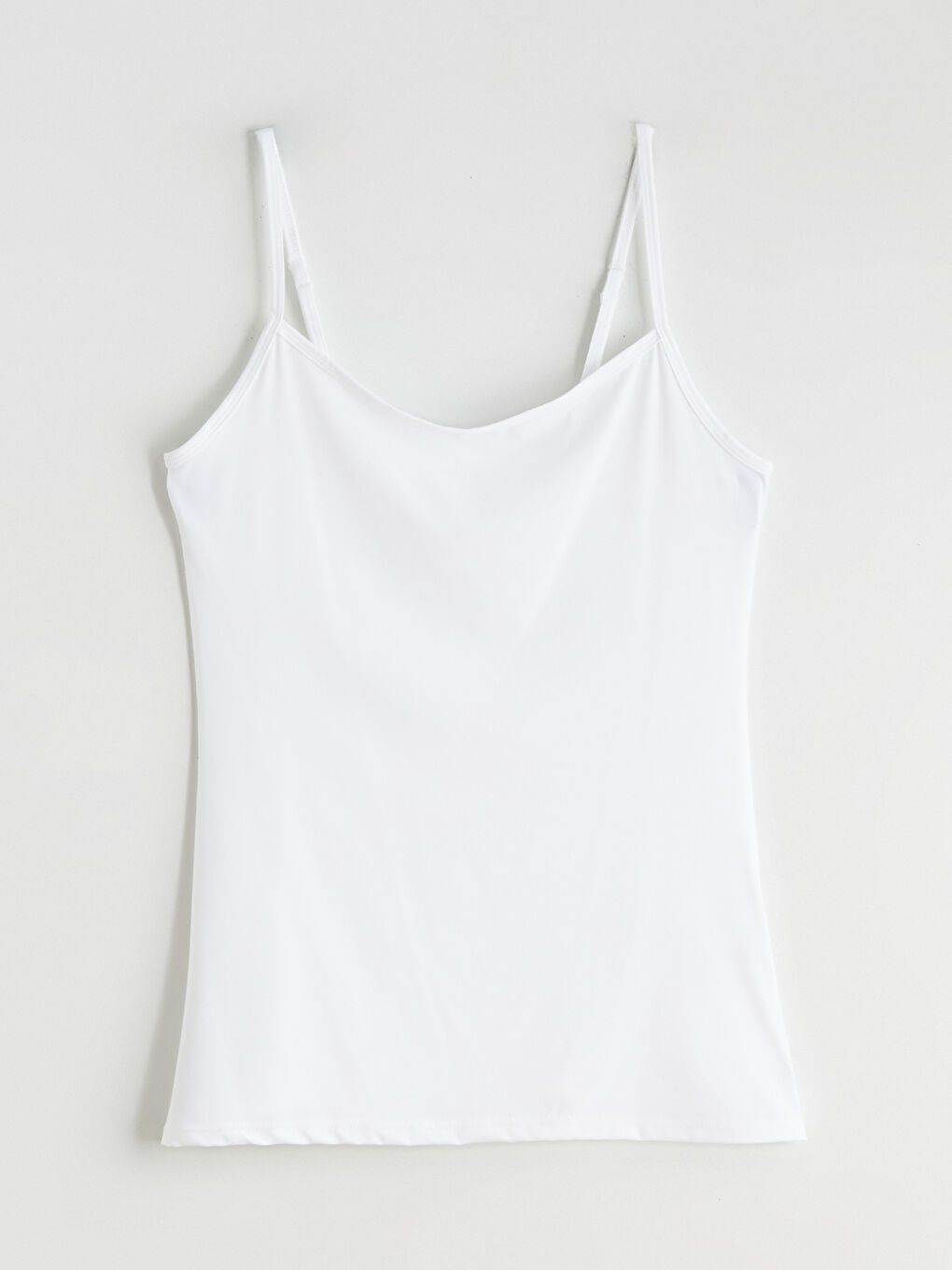 Женская майка на бретелях с U-образным вырезом-4