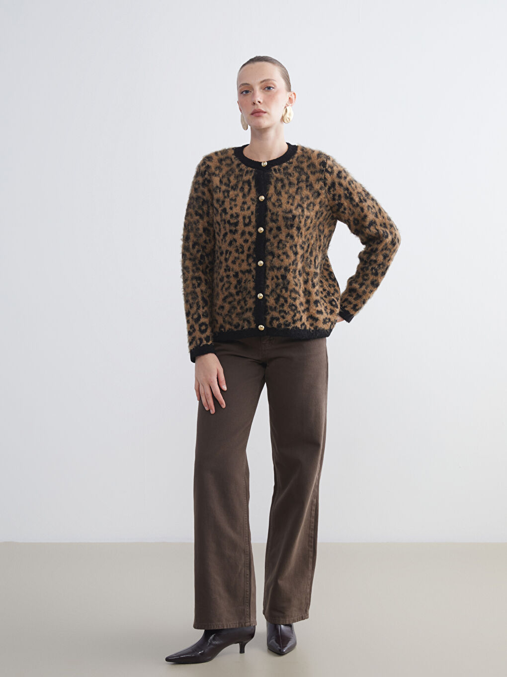 Crew Neck Leopard Print Women's Knitwear Cardigan-1
