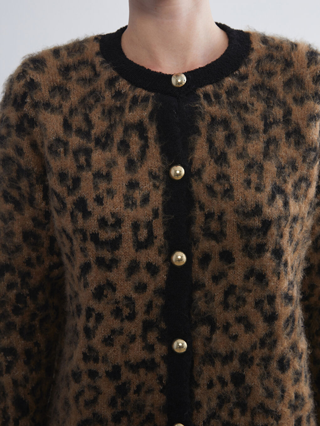 Crew Neck Leopard Print Women's Knitwear Cardigan-2