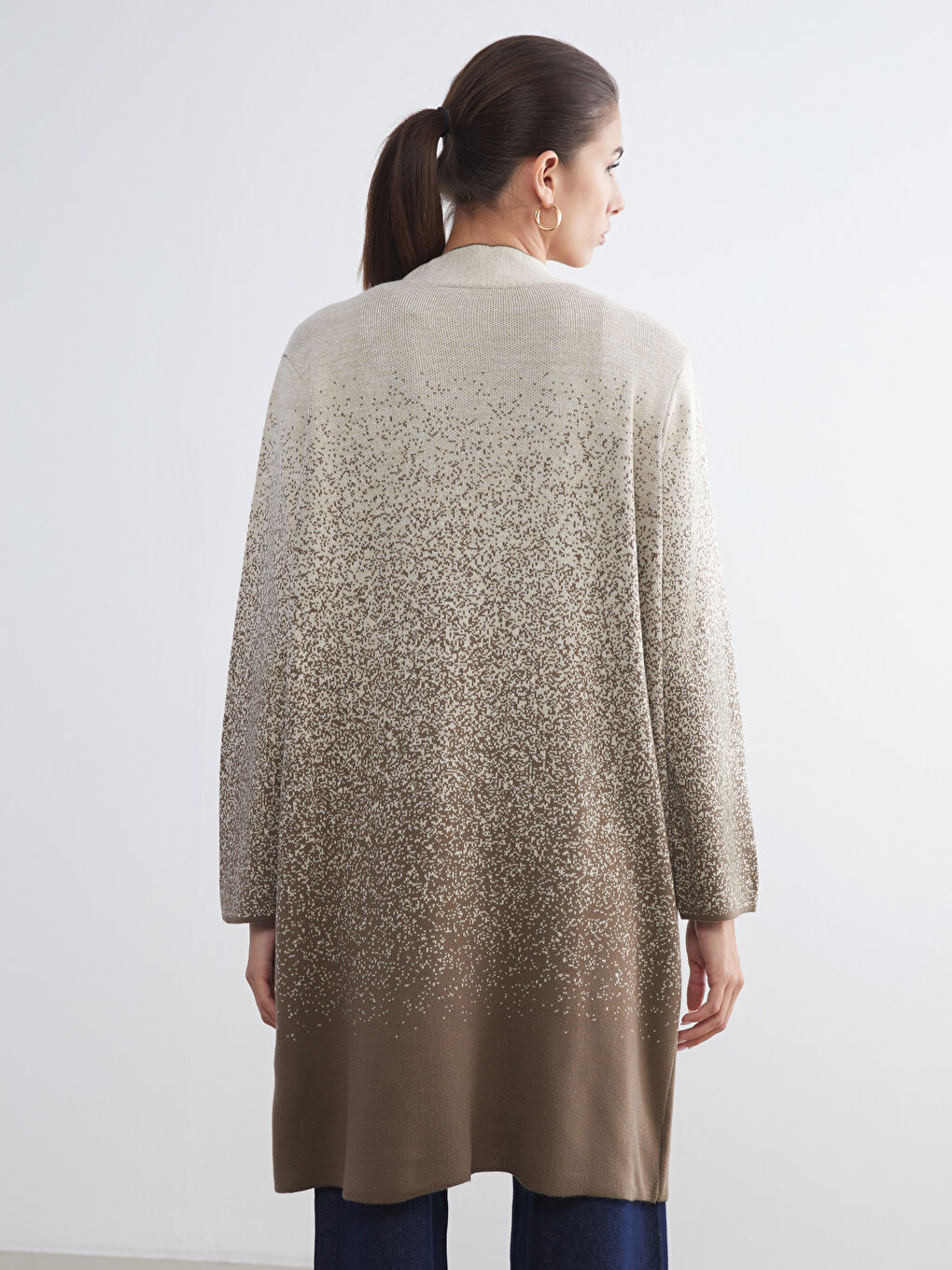 Bej Şal Yaka Desenli Kadın Triko Hırka-3