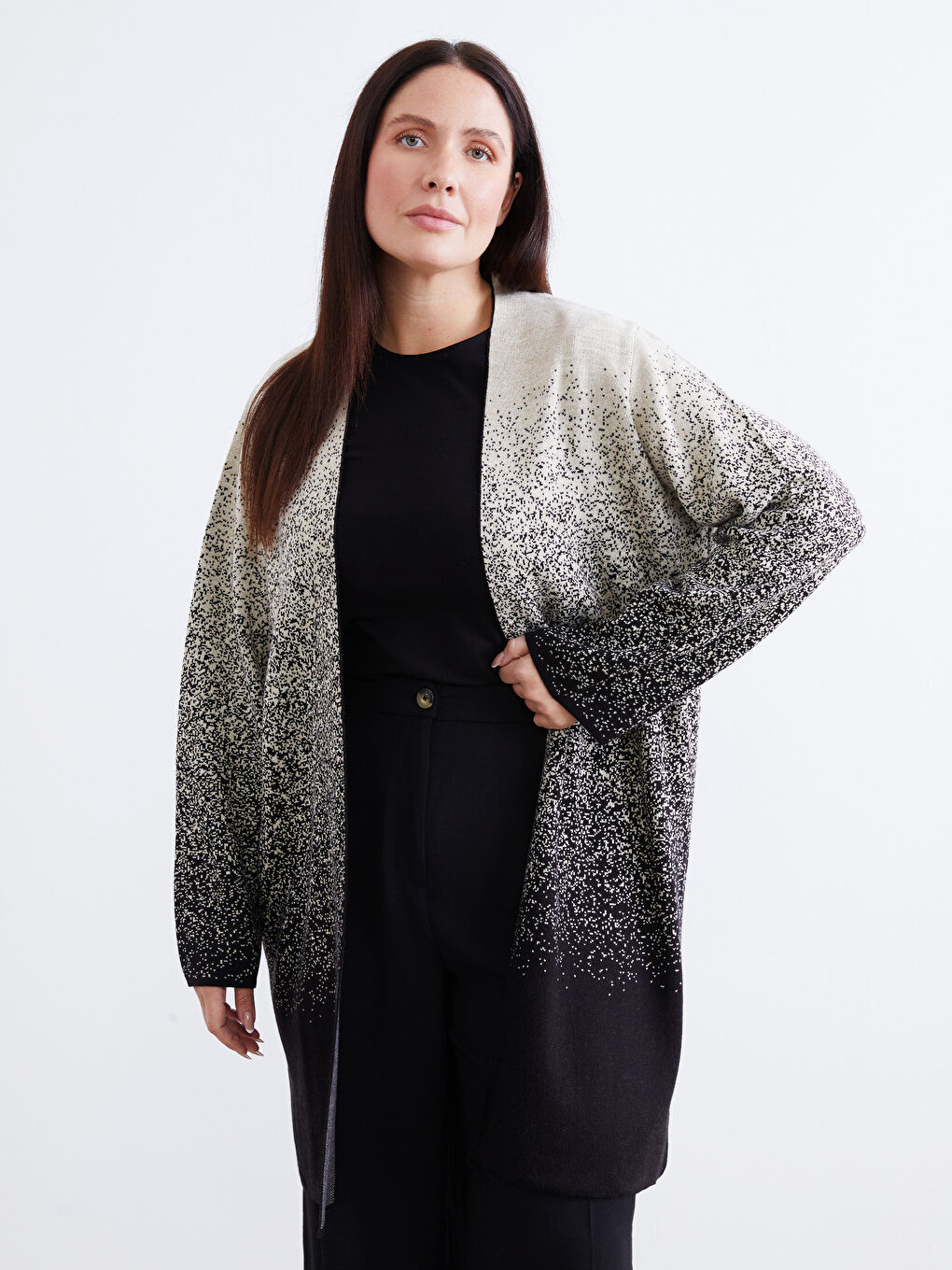 Siyah Şal Yaka Desenli Kadın Triko Hırka-1