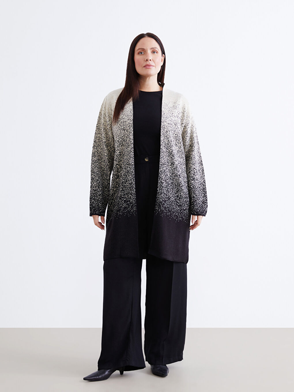 Siyah Şal Yaka Desenli Kadın Triko Hırka-5