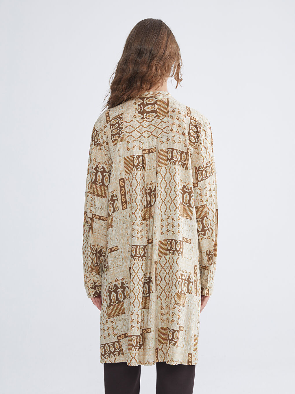 Bej Hakim Yaka Desenli Kadın Tunik-3