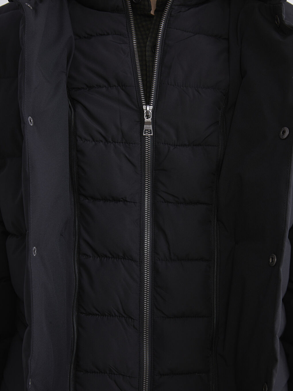 Siyah Standart Kalıp Dik Yaka Erkek Şişme Mont-5