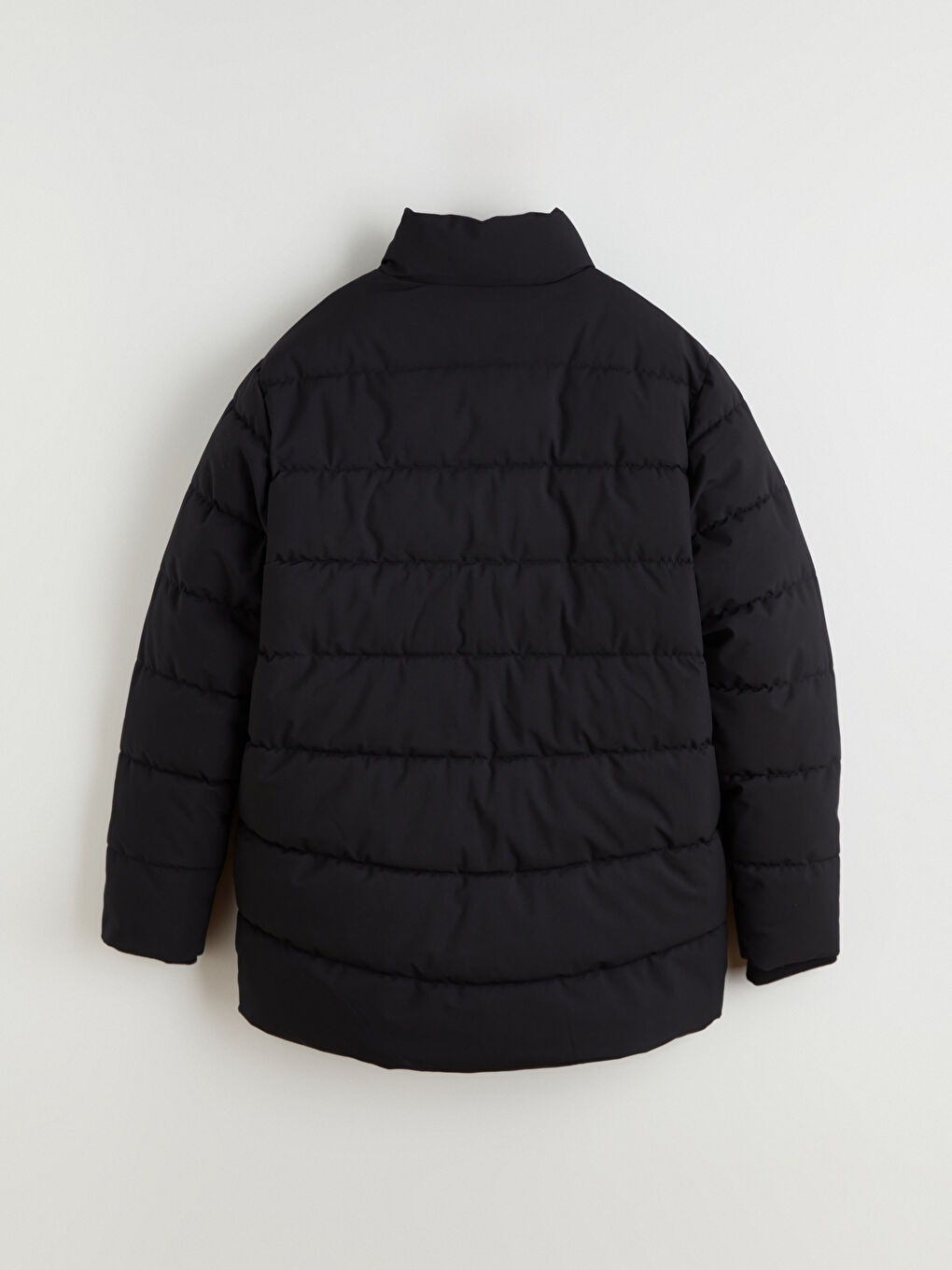 Siyah Standart Kalıp Dik Yaka Erkek Şişme Mont-11