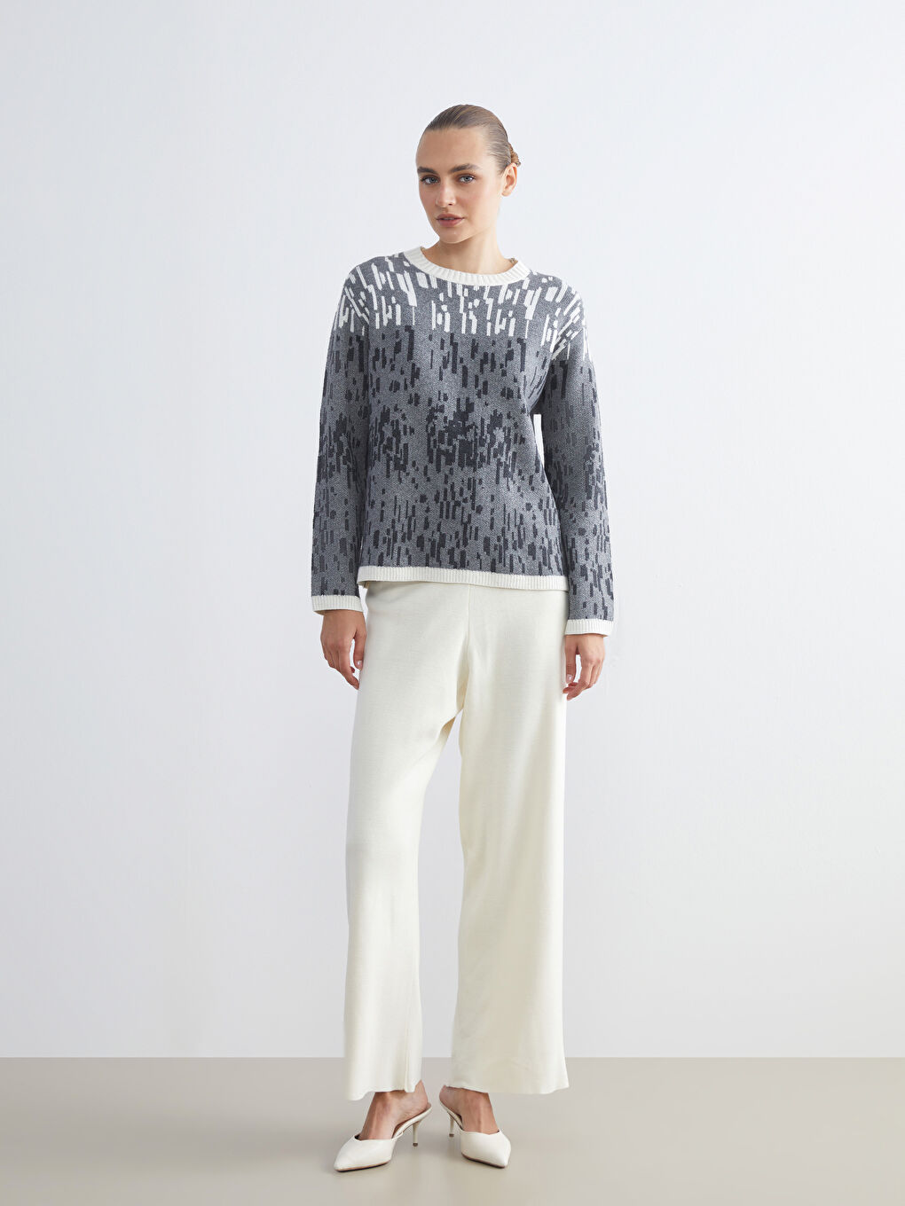 Crew Neck Patterned Women's Knitwear Sweater-1