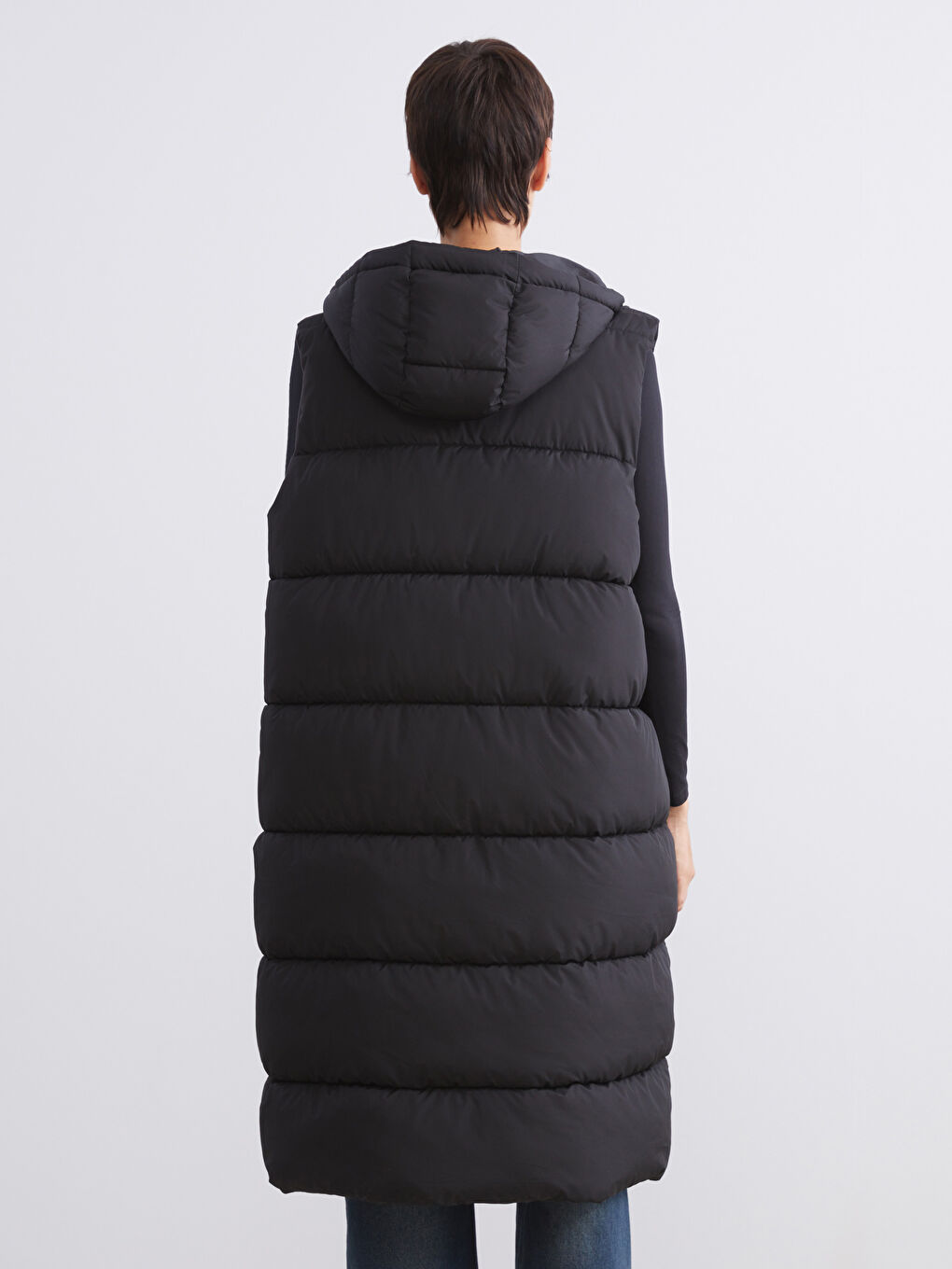Hooded Women's Puffer Gilet-4
