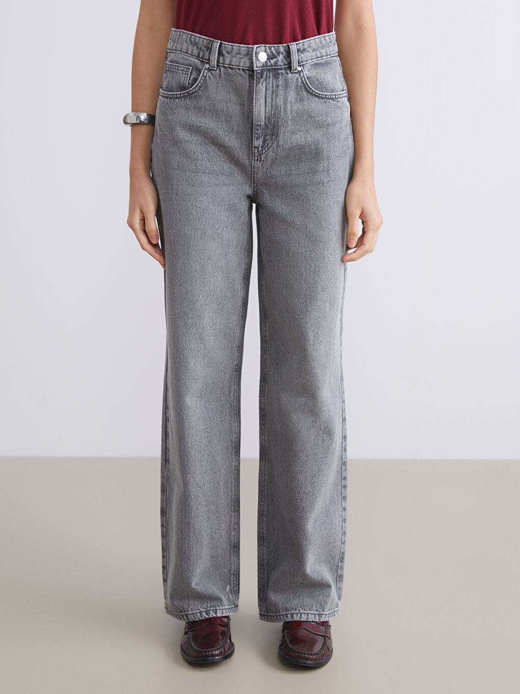 Женские джинсы прямого кроя-1