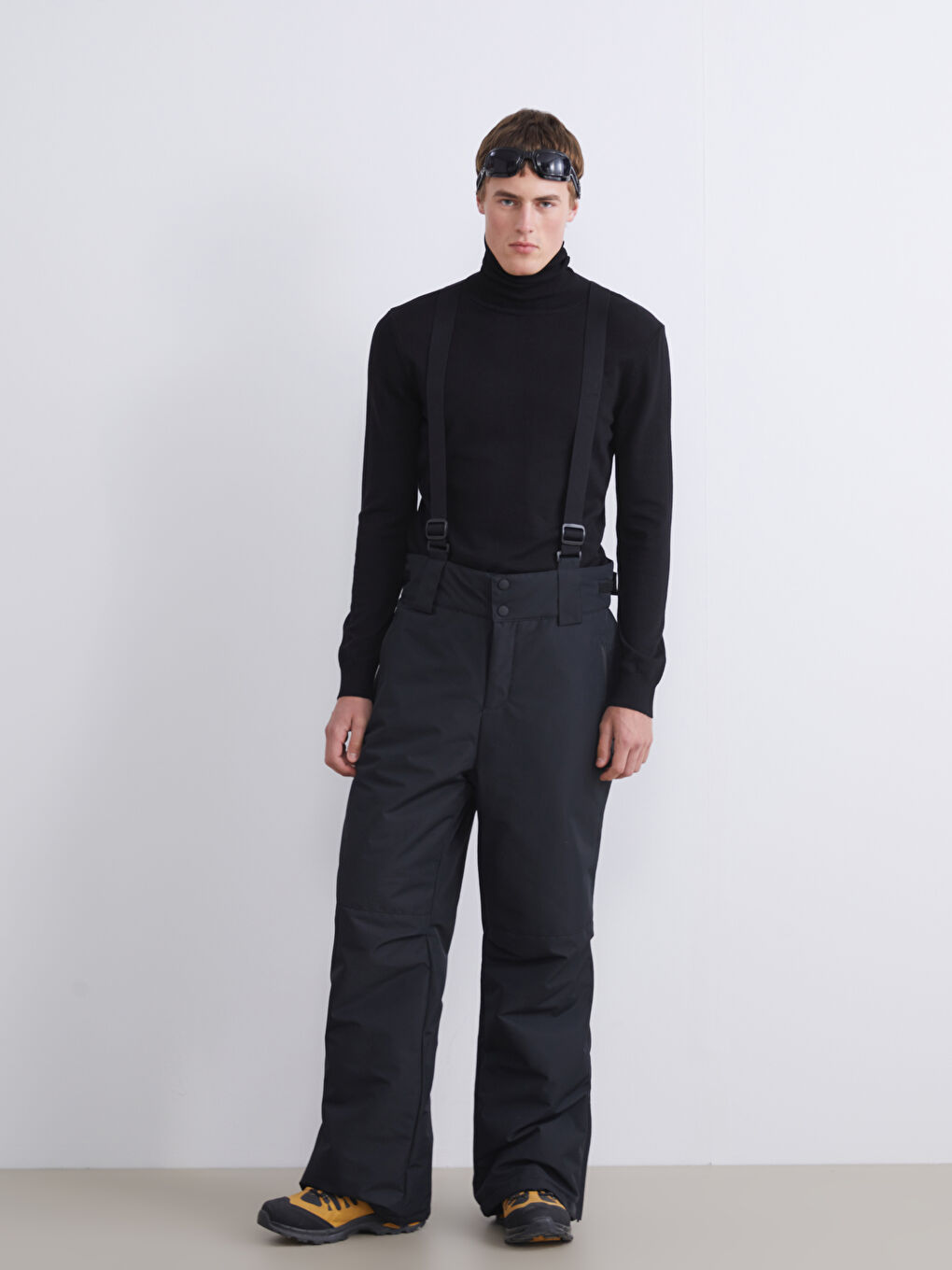 Standard Fit Men's Trousers