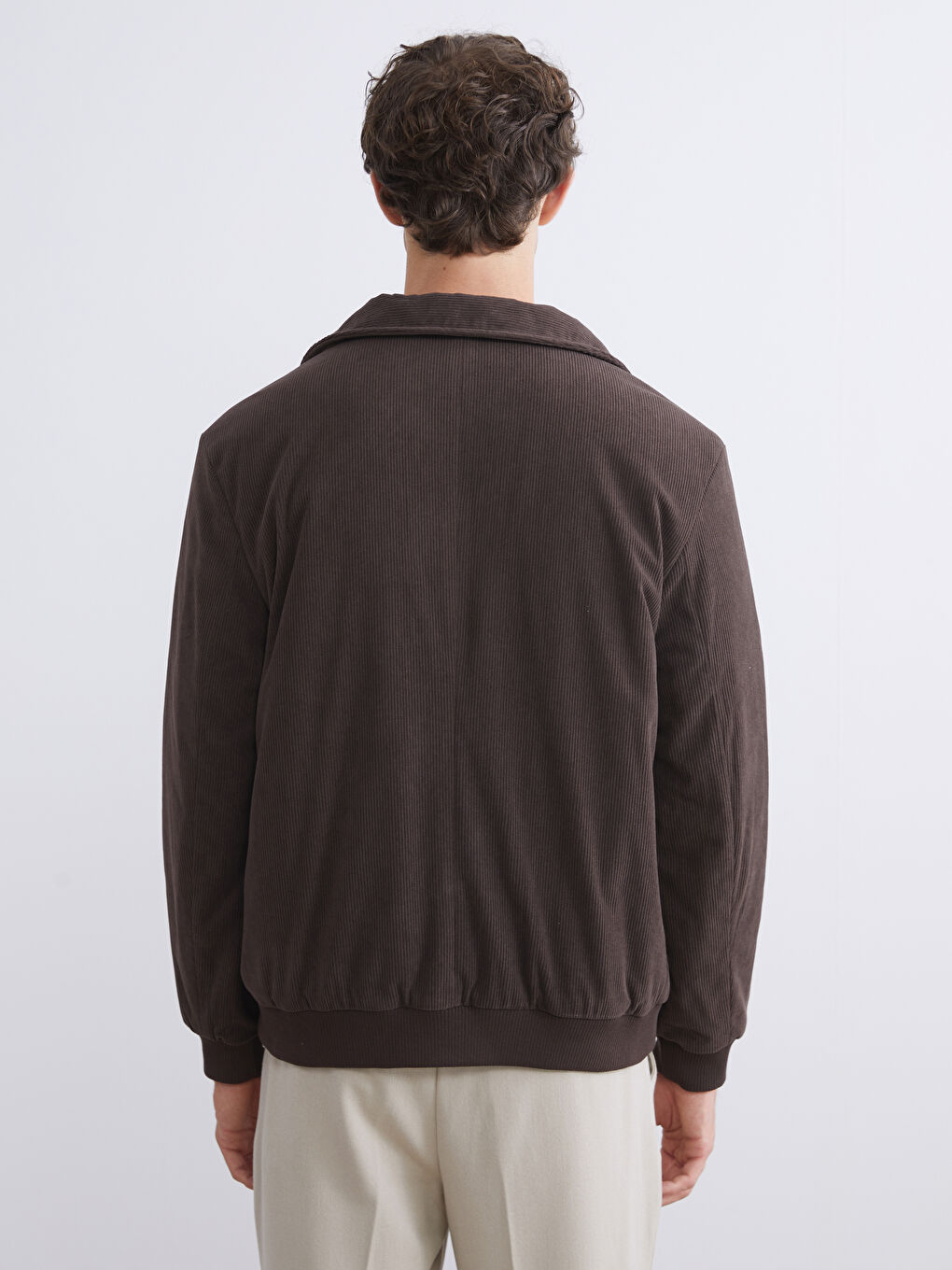 Kahverengi Standart Kalıp Gömlek Yaka Kadife Erkek Mont-4