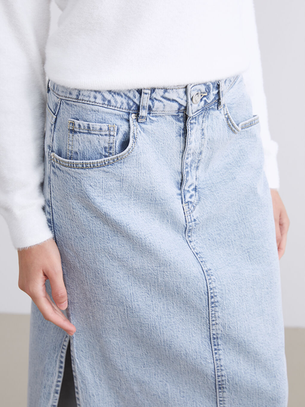 Mavi Standart Fit Yırtmaçlı Jean Etek-2