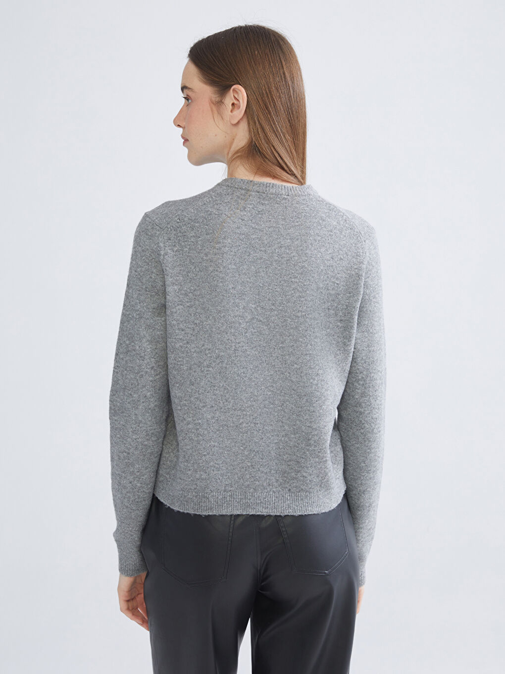 Crew Neck Women's Knitwear Cardigan-3