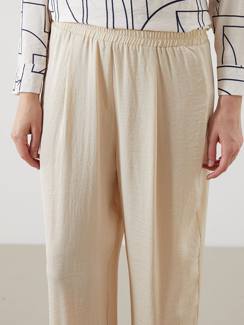 Elastic Waist Wide Leg Women's Trousers-2