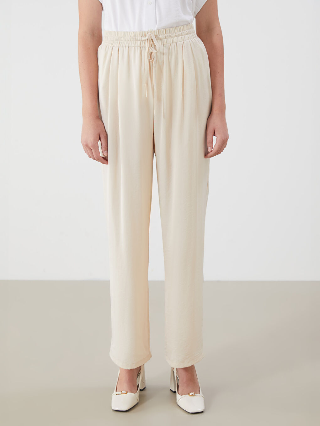 Широкі жіночі штани на еластичній талії-1