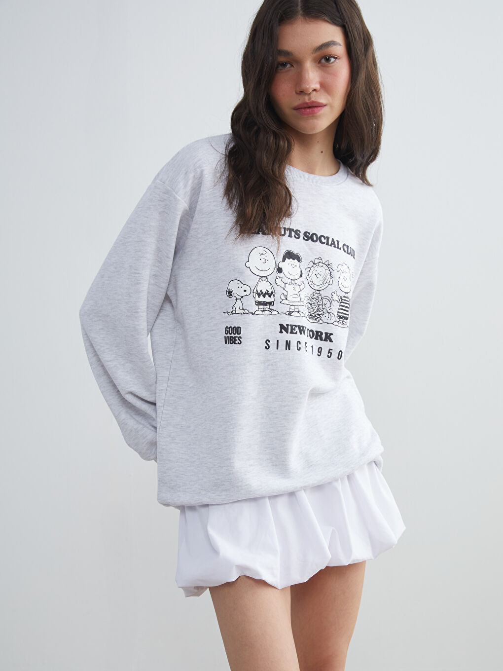 Crew Neck Snoopy Printed Oversize Women's Sweatshirt