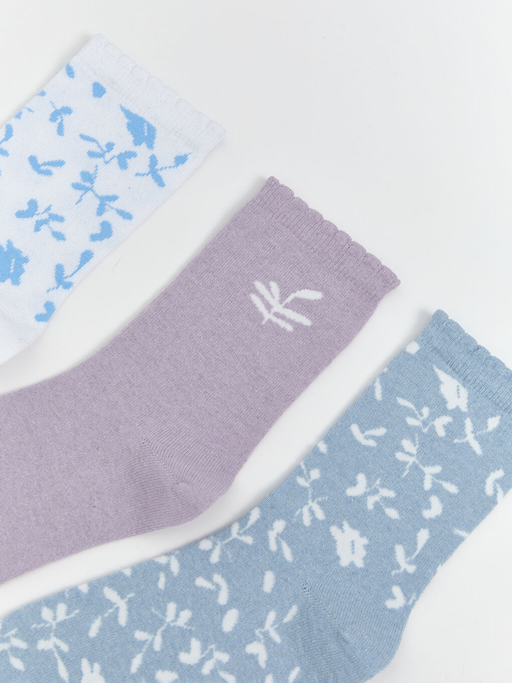 Beyaz Çiçekli Kadın Soket Çorap 3'lü-1