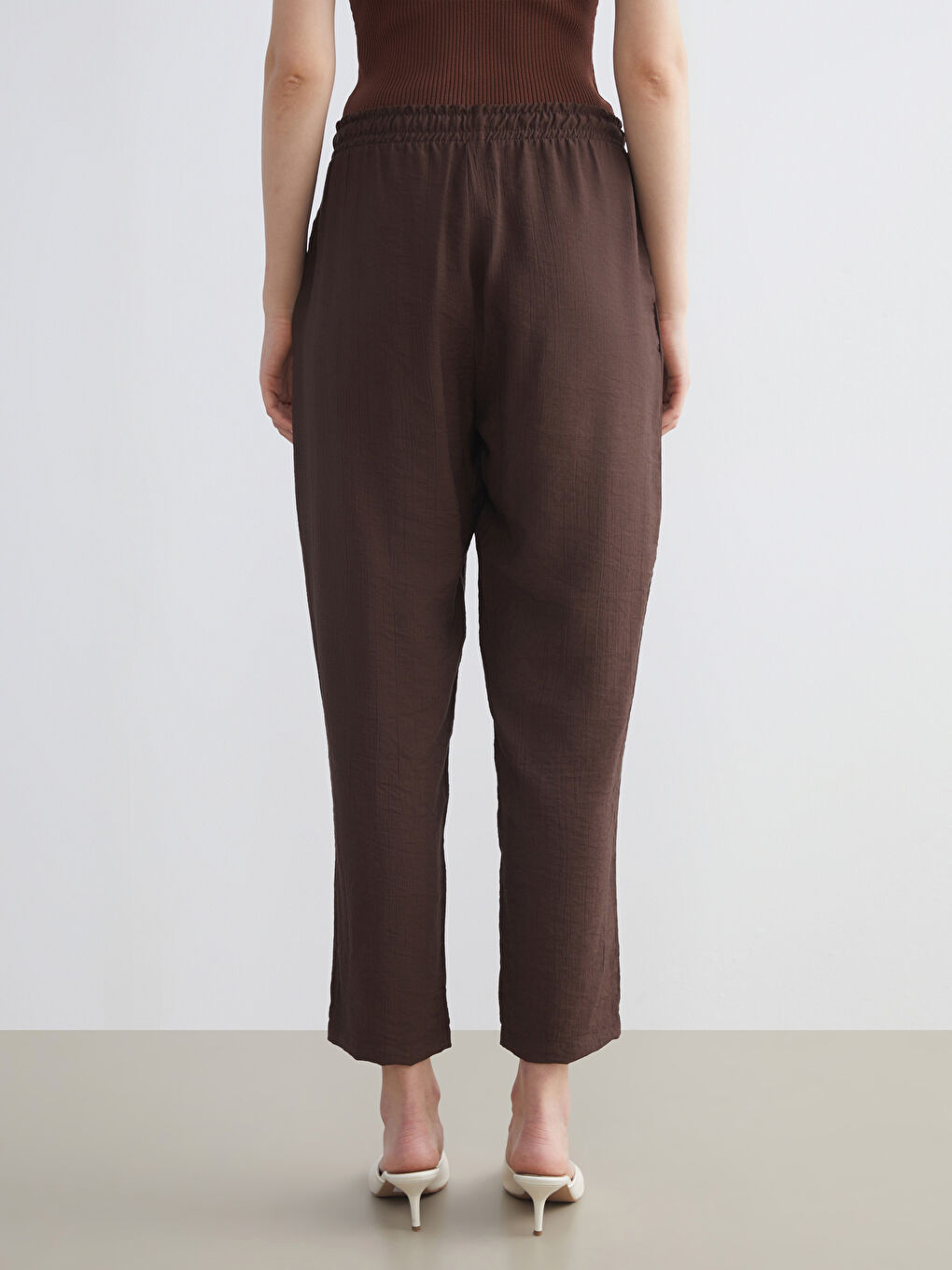 LCWAIKIKI Classic Elasticated Waist Women's Trousers -W5FA81Z8-HLD