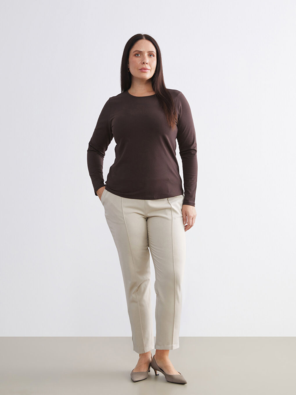 Plus Size Women's Cigarette Trousers with Elastic Waistband-1