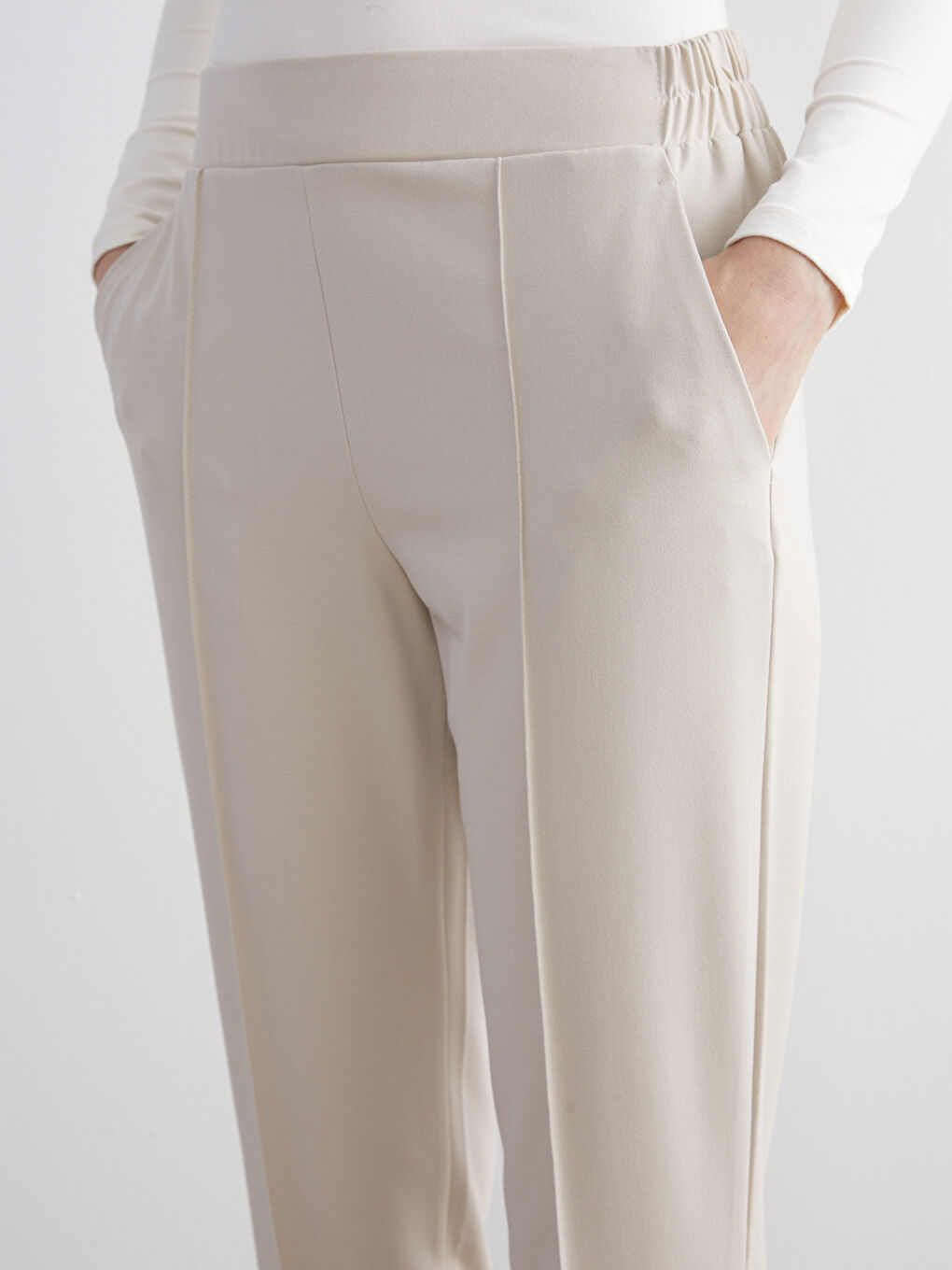 Plus Size Women's Cigarette Trousers with Elastic Waistband-2
