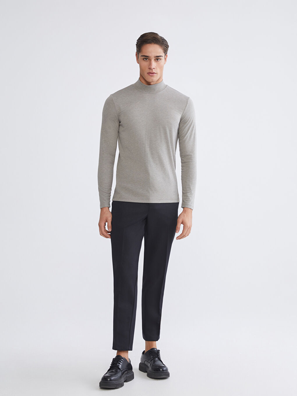 Gri Dik Yaka Erkek Sweatshirt-1