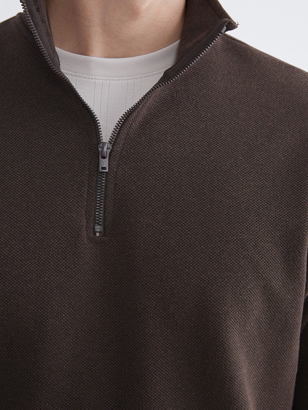 Kahverengi Fermuarlı Dik Yaka Erkek Sweatshirt-2