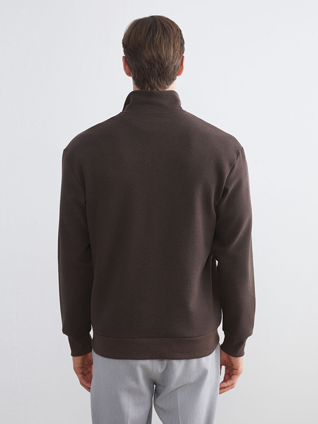 Kahverengi Fermuarlı Dik Yaka Erkek Sweatshirt-3