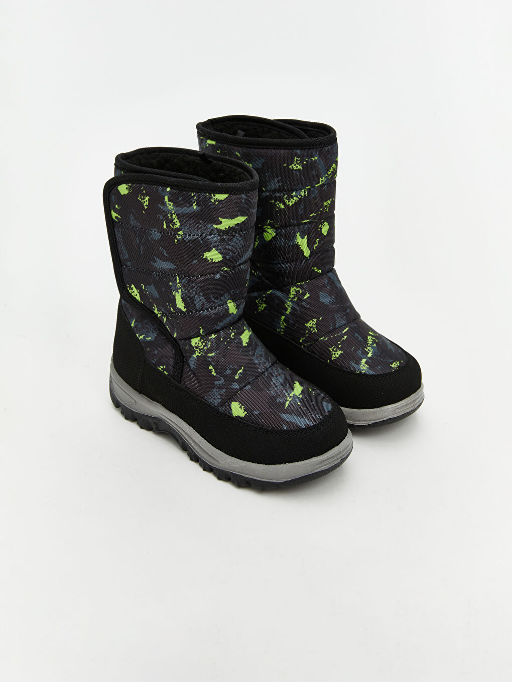 Hook and Loop Boys' Snow Boot