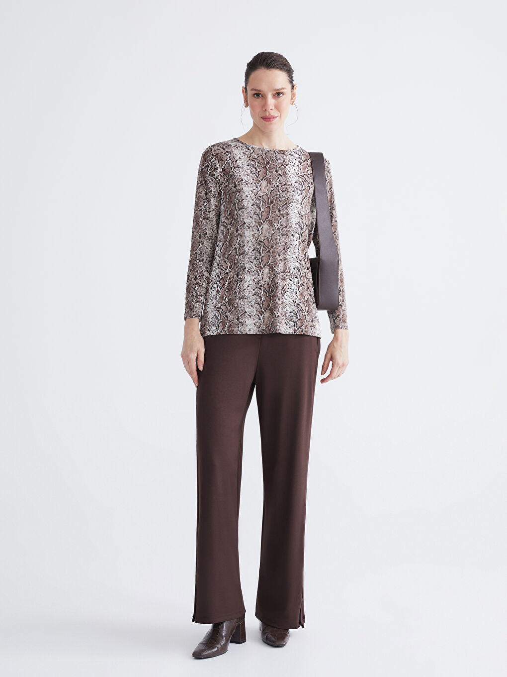 Kahverengi Bisiklet Yaka Desenli Bluz-1