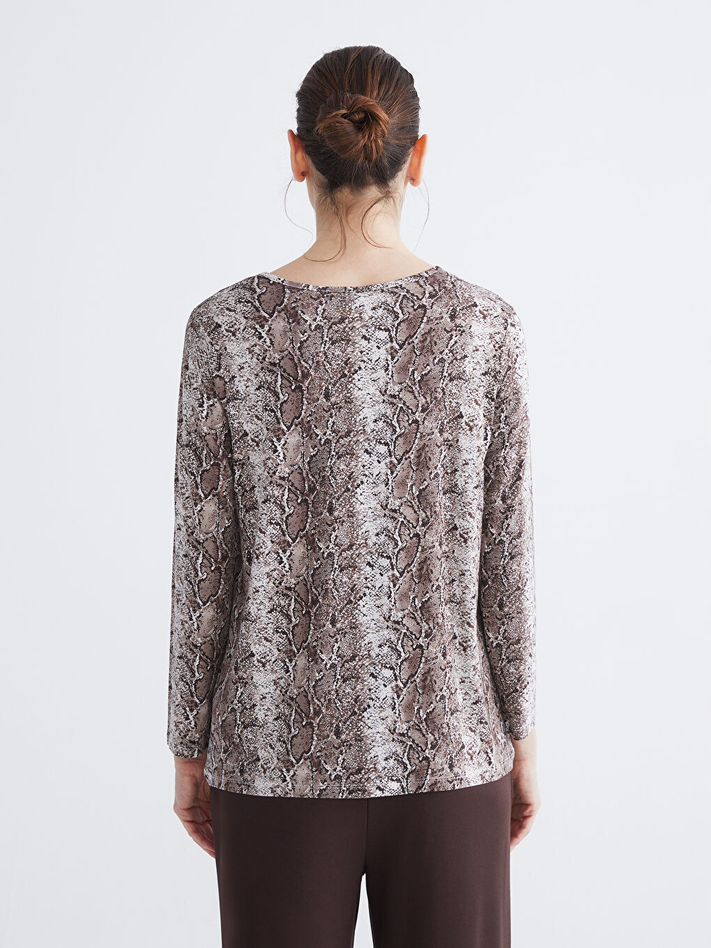 Kahverengi Bisiklet Yaka Desenli Bluz-3