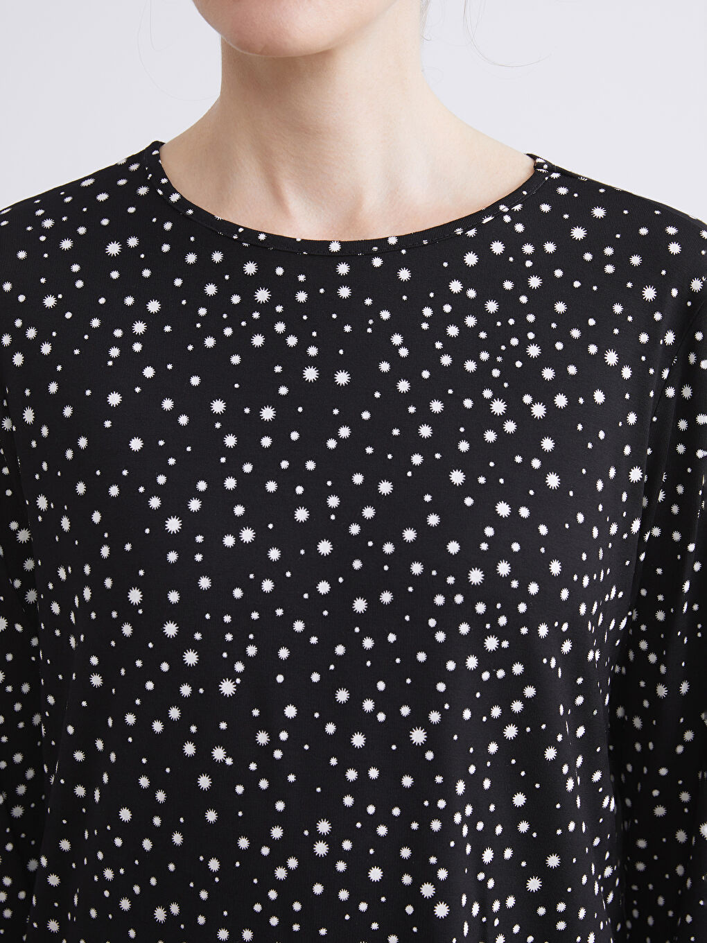 Plus Size Crew Neck Patterned Blouse-4