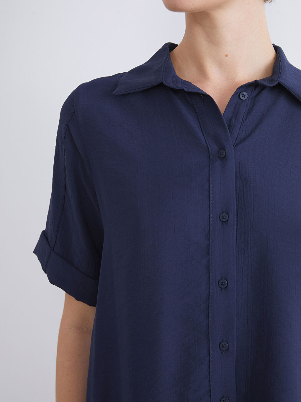 Lacivert Dokulu Kadın Gömlek-6