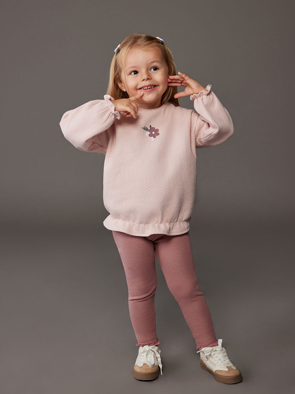 Beba djevojčica RUŽIČASTA Komplet