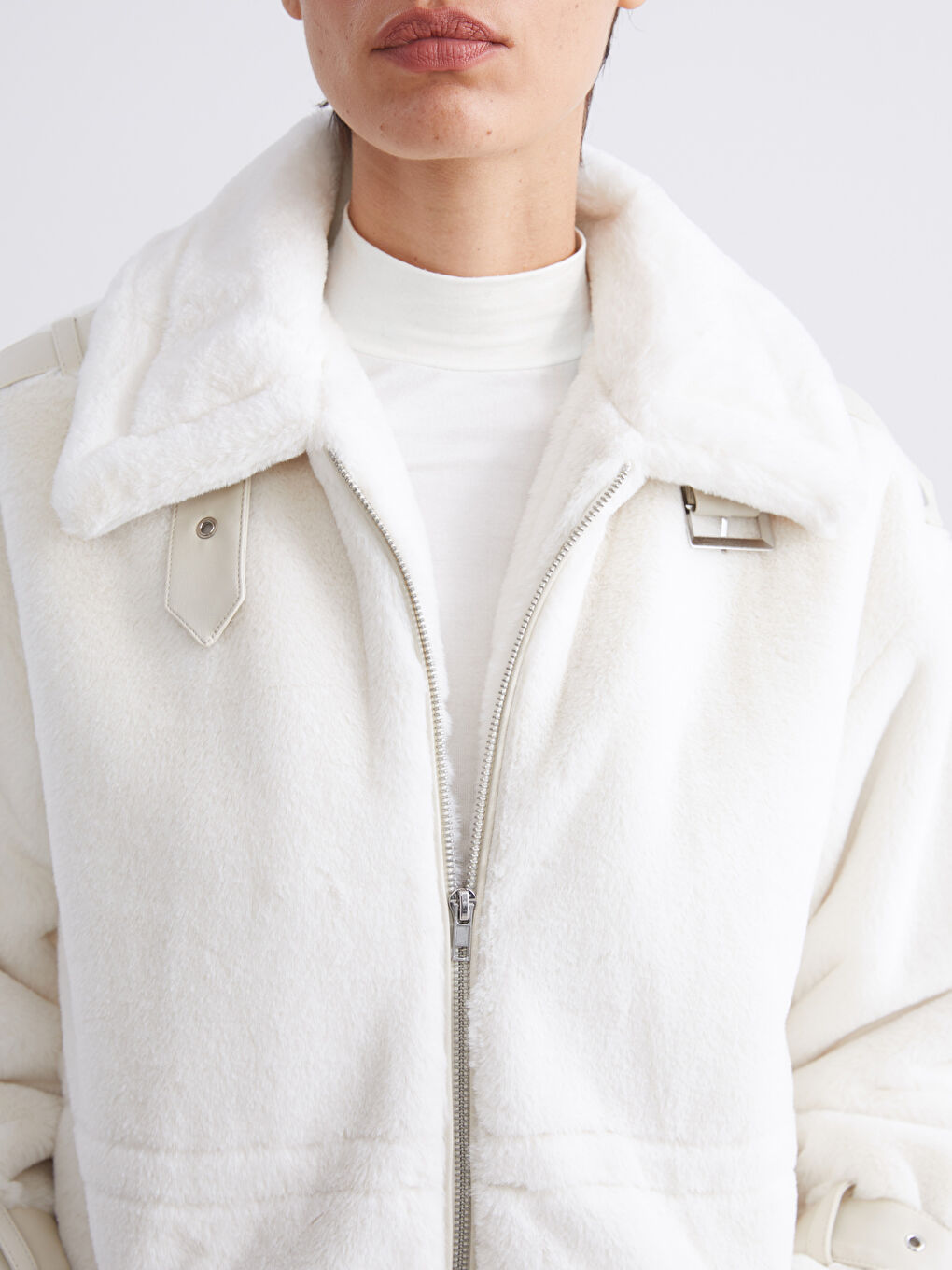 Ekru Gömlek Yaka Kadın Kürk Mont-2