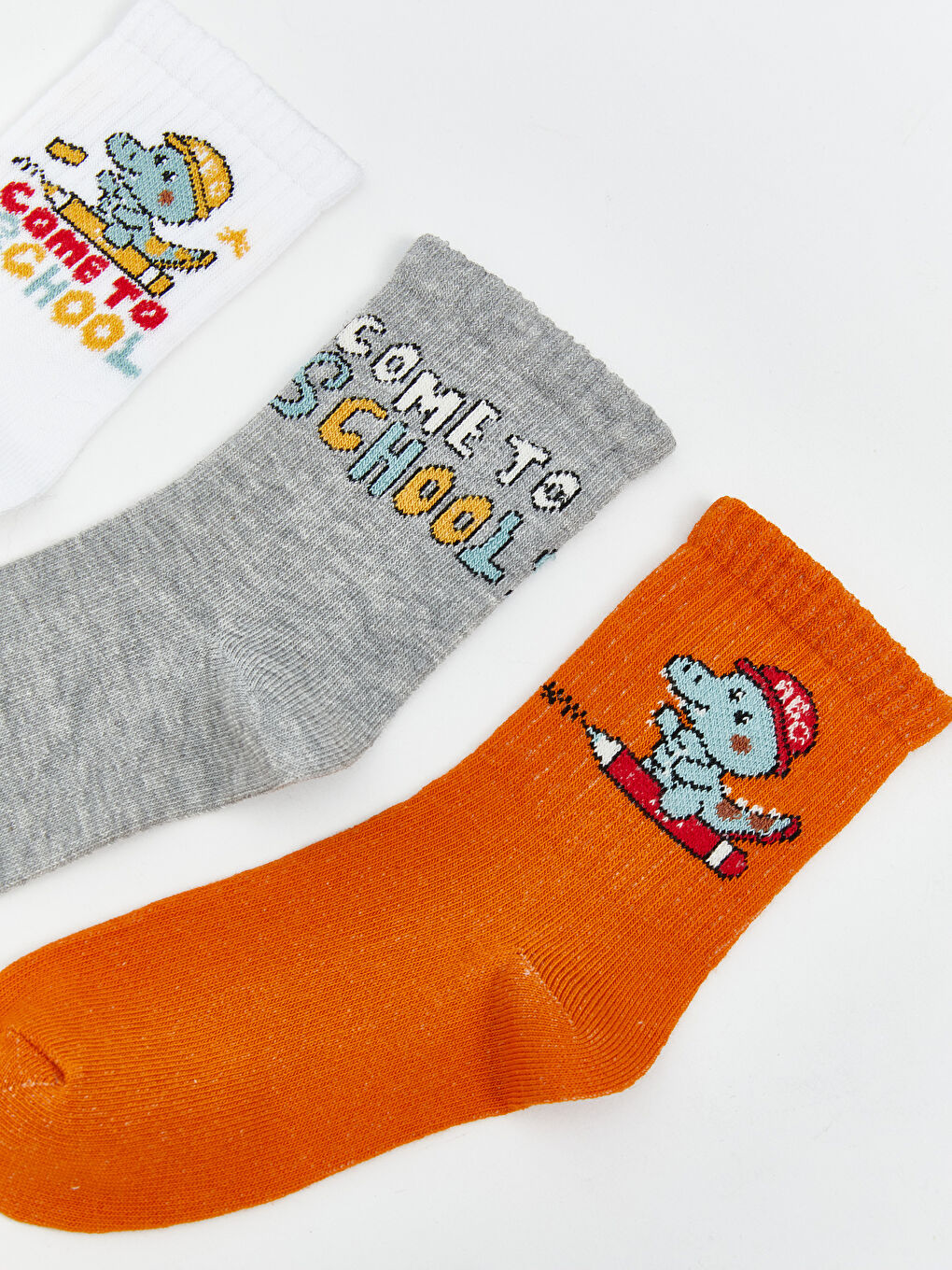 Beyaz Desenli Erkek Çocuk Soket Çorap 3'lü-1