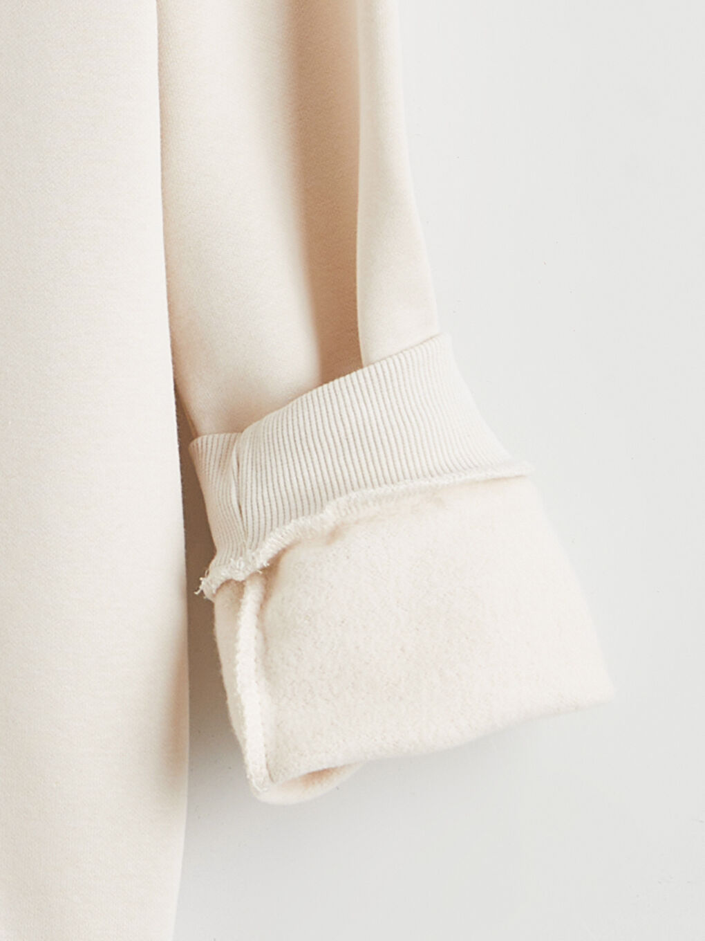 سويت شيرت أولاد غليظ بقلنسوة-2