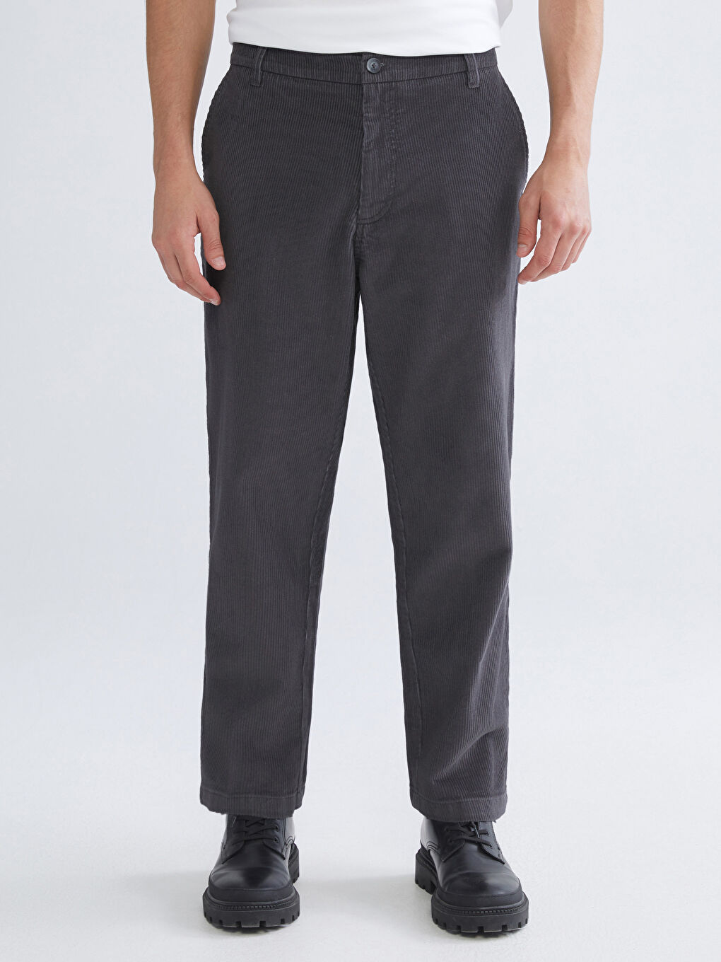 Antrasit Rahat Kalıp Kadife Erkek Pantolon-1
