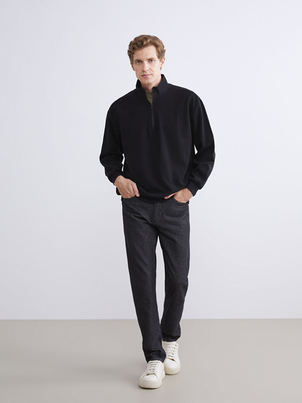 Siyah Dik Yaka Polar Erkek Sweatshirt-1