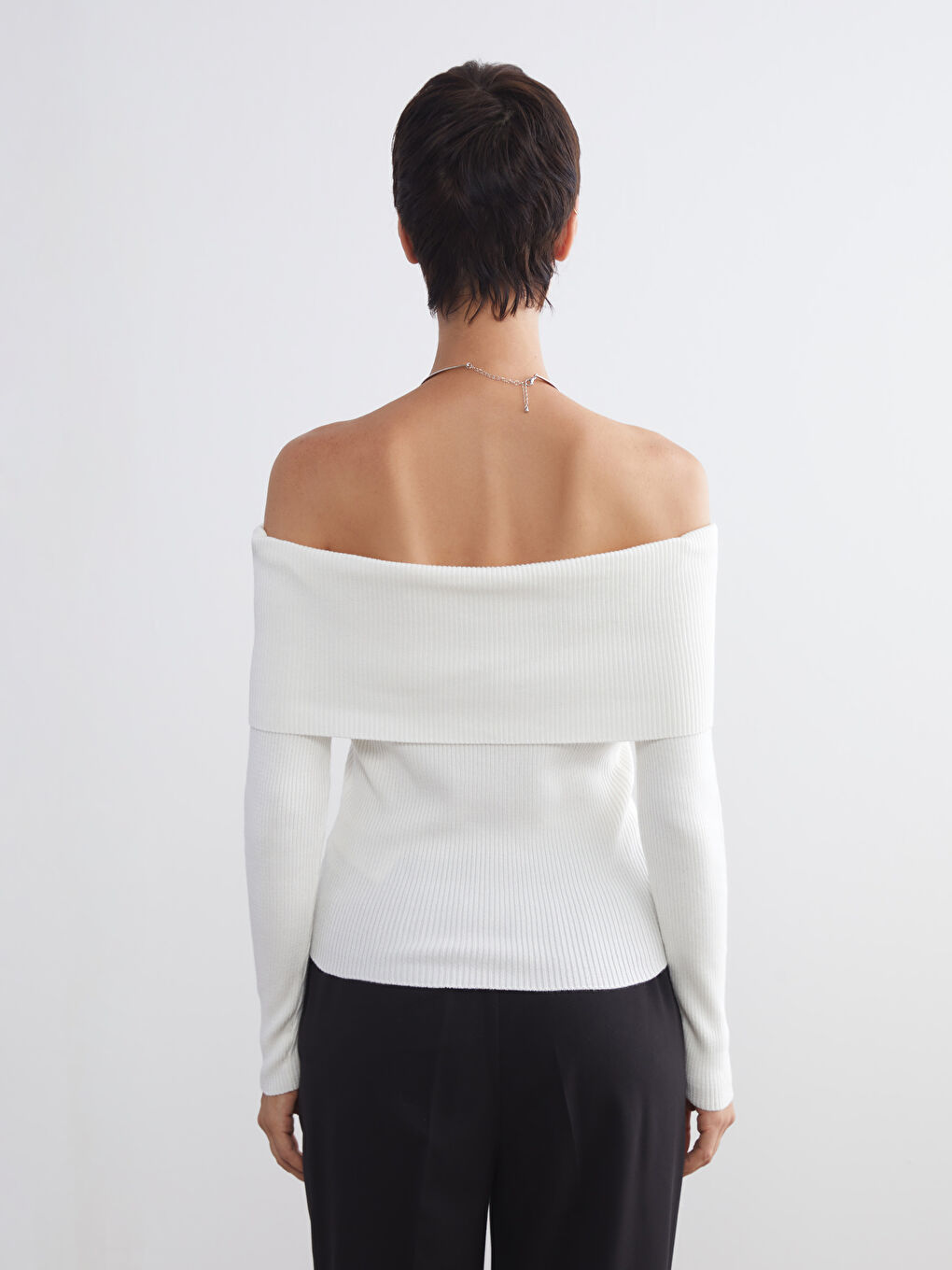 Ekru Kayık Yaka Kadın Triko Kazak-3