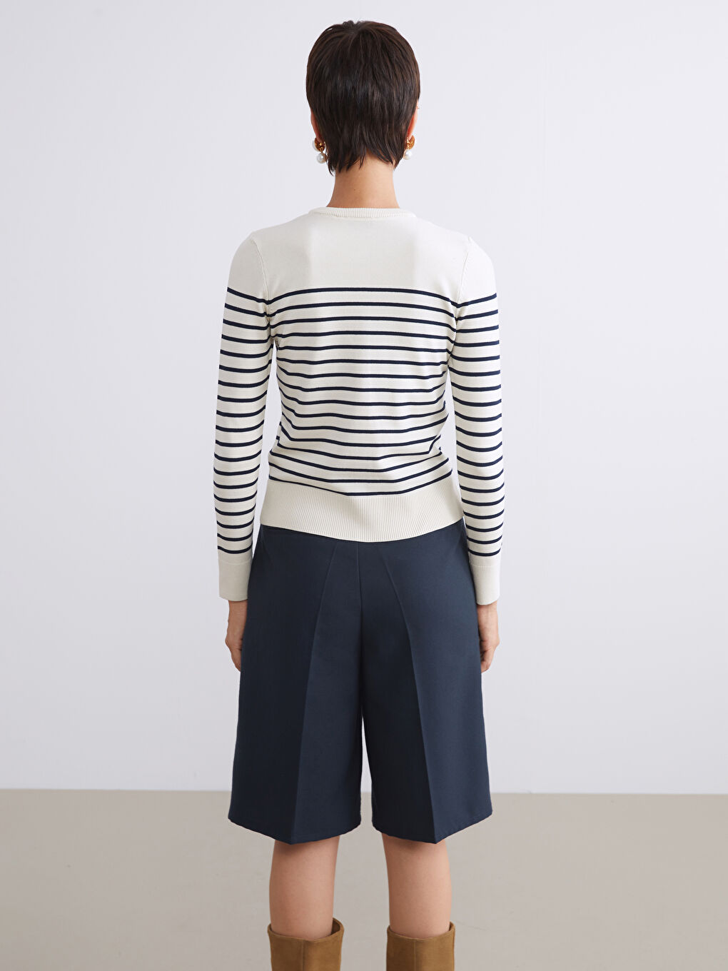 Bej Bisiklet Yaka Çizgili Kadın Triko Hırka-3