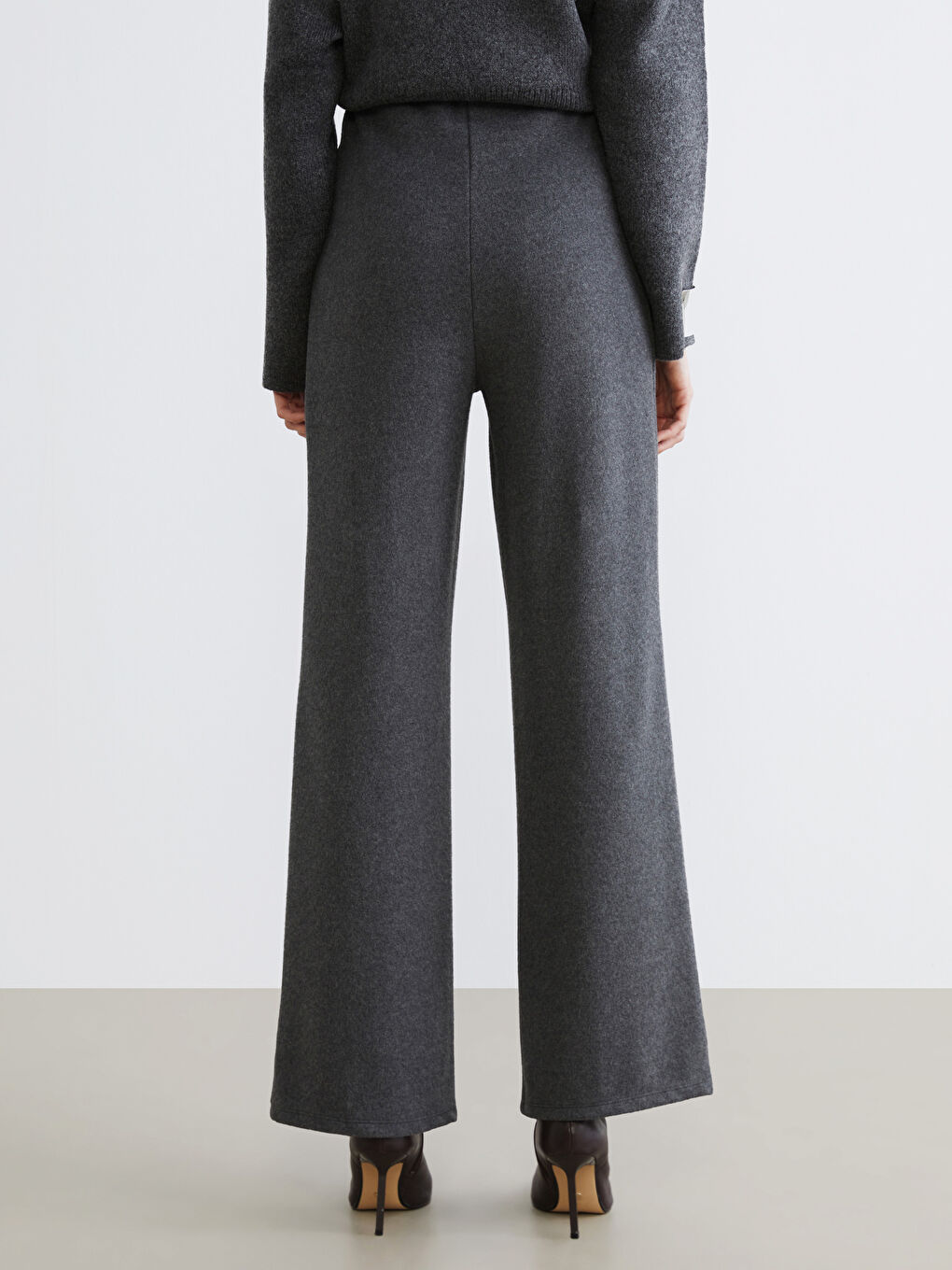 Elasticated Waist Wide Leg Women's Knitwear Trousers-3