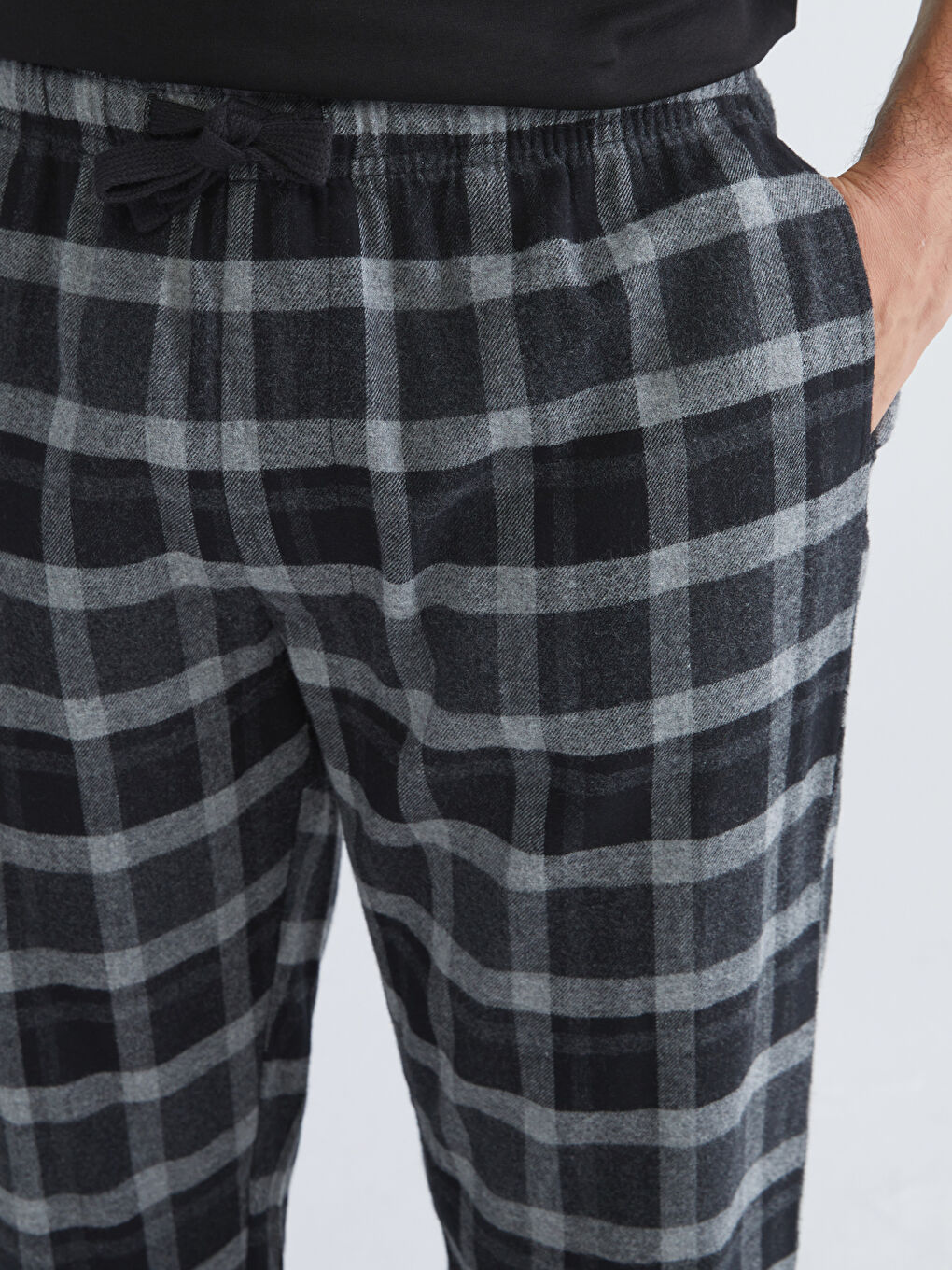 Regular Fit Plaid Men's Pyjama Bottoms-2