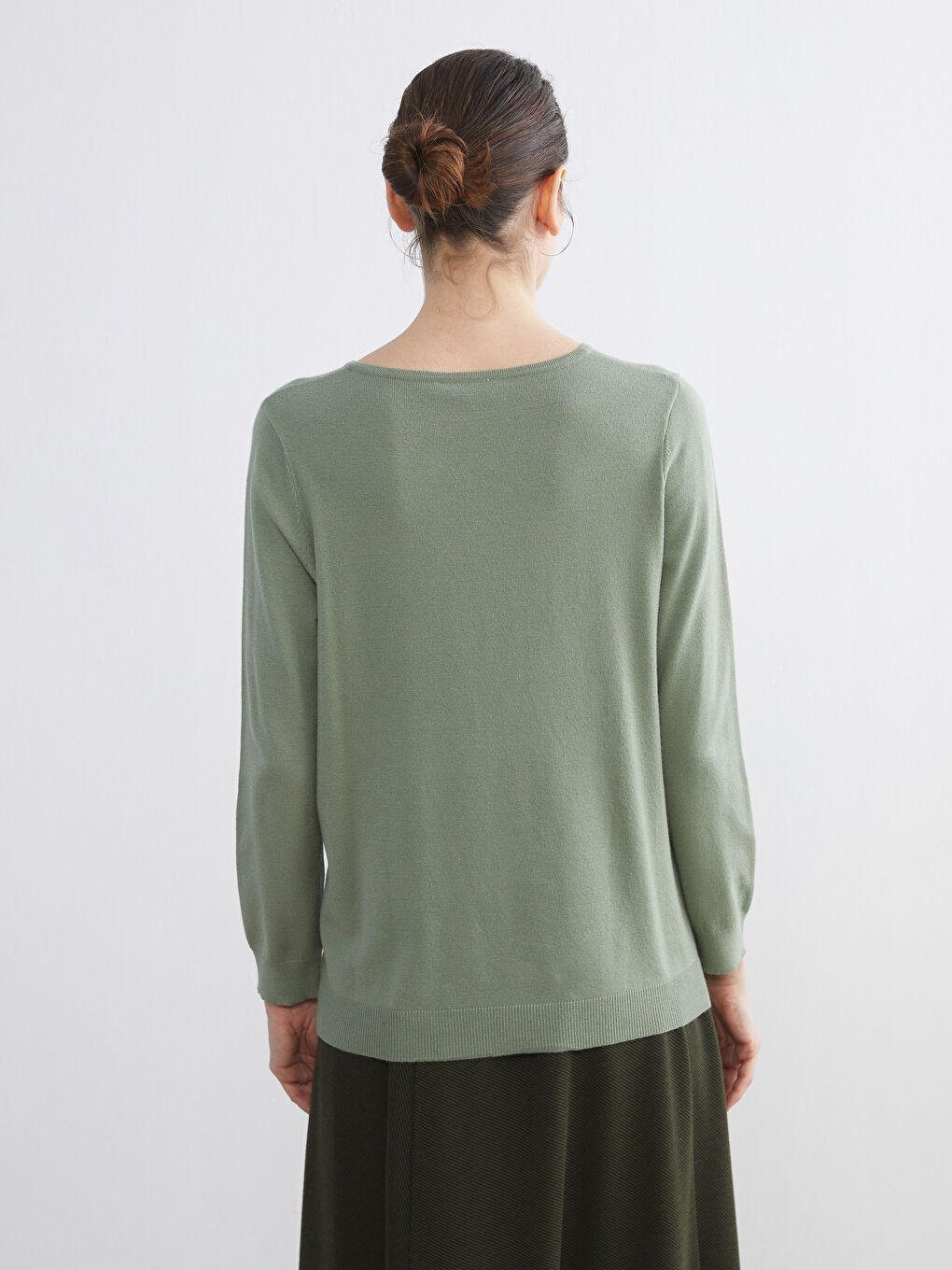 Crew Neck Women's Knitwear Sweater-3