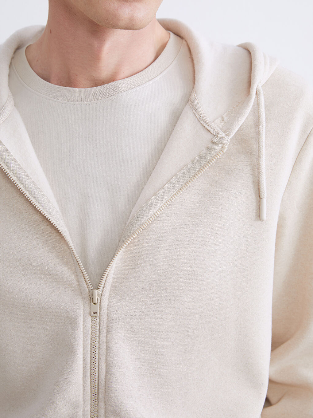 Bej Kapüşonlu Uzun Kollu Erkek Fermuarlı Sweatshirt-2