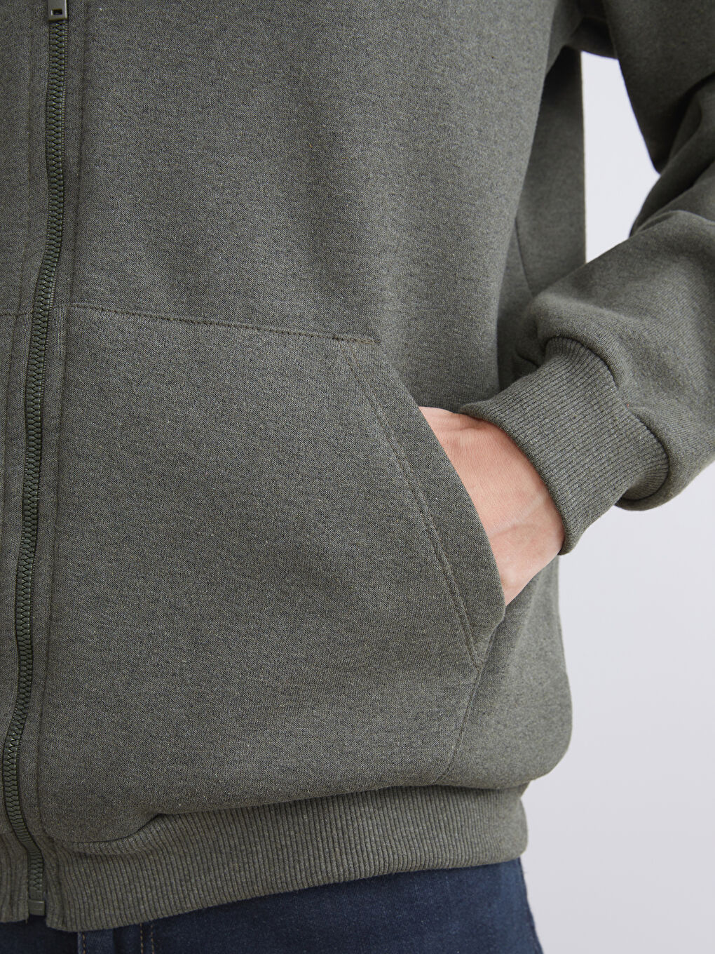 Haki Kapüşonlu Uzun Kollu Erkek Fermuarlı Sweatshirt-3