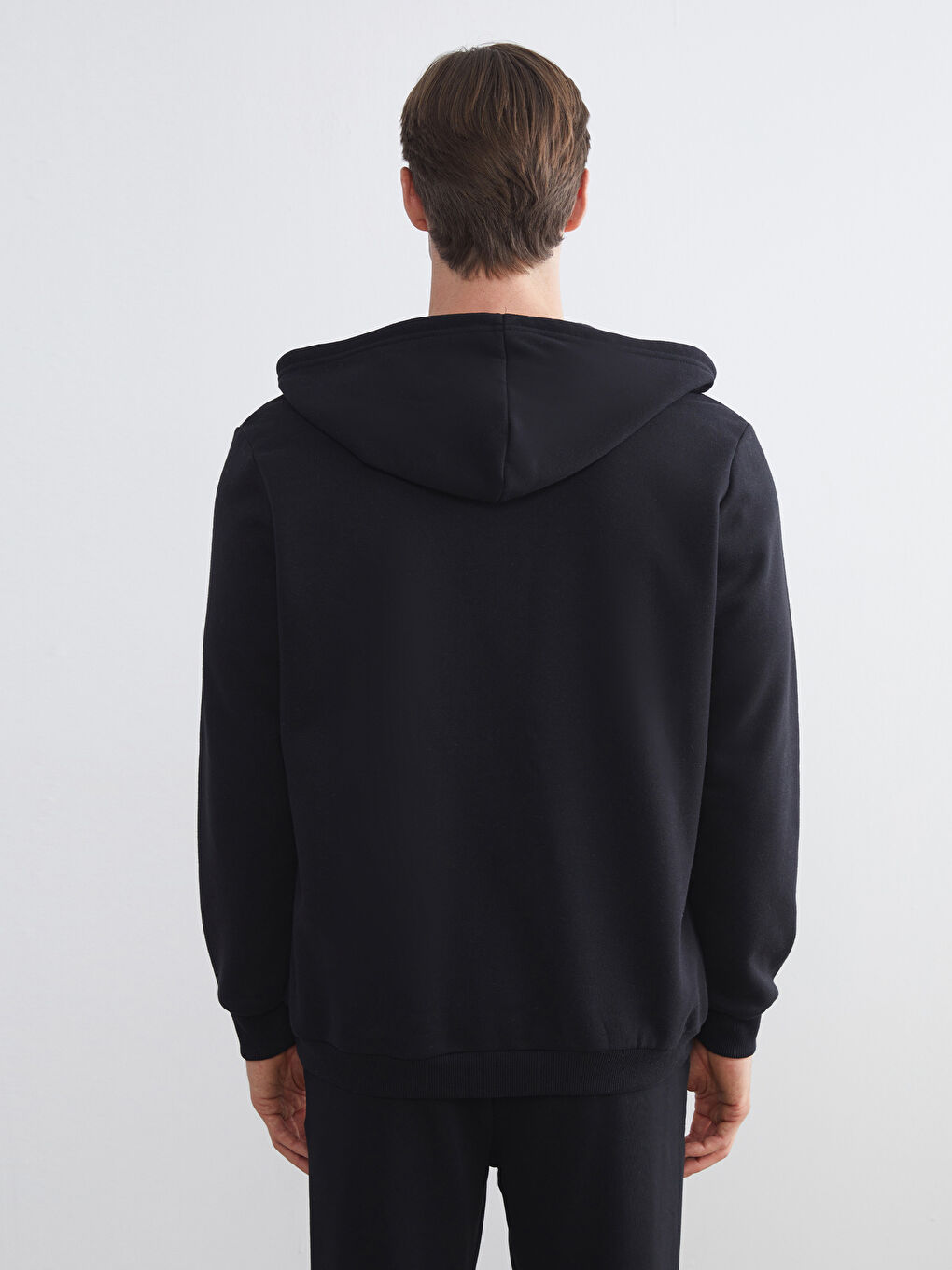 Siyah Kapüşonlu Uzun Kollu Erkek Fermuarlı Sweatshirt-3