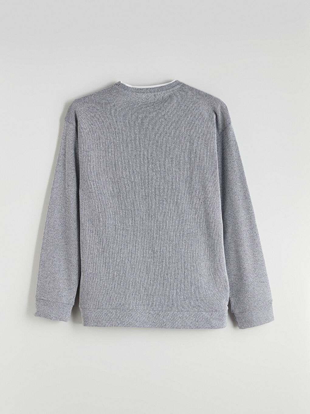 Beyaz Bisiklet Yaka Erkek Sweatshirt-5